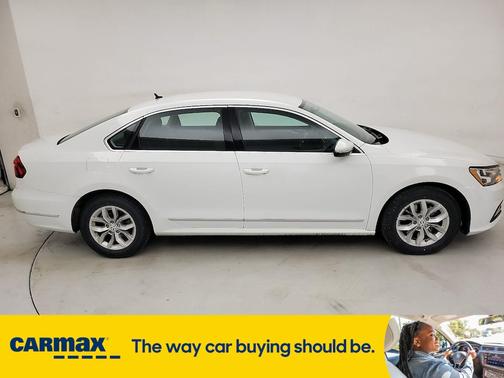 2017 Volkswagen Passat S
