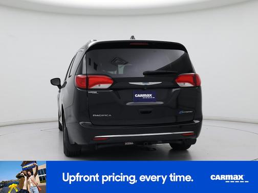 2018 Chrysler Pacifica Hybrid Touring L
