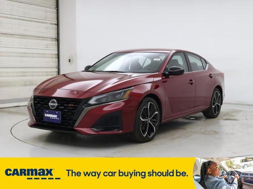 2023 Nissan Altima SR