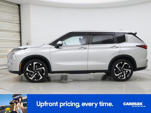2022 Mitsubishi Outlander SE