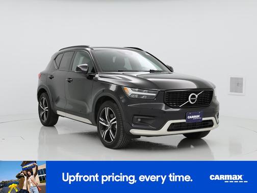 2021 Volvo XC40 T5 R-Design
