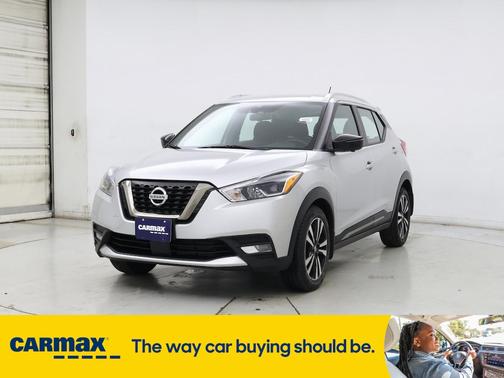 2020 Nissan Kicks SR
