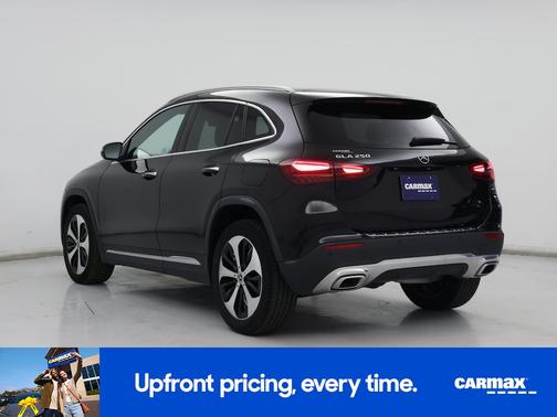 Black 2025 Mercedes-Benz GLA 250