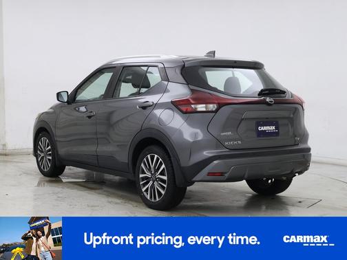 2022 Nissan Kicks SV