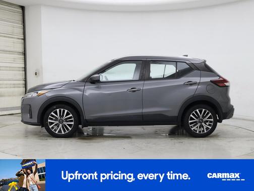 2022 Nissan Kicks SV