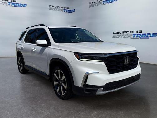 2024 Honda Pilot Touring 8-Passenger