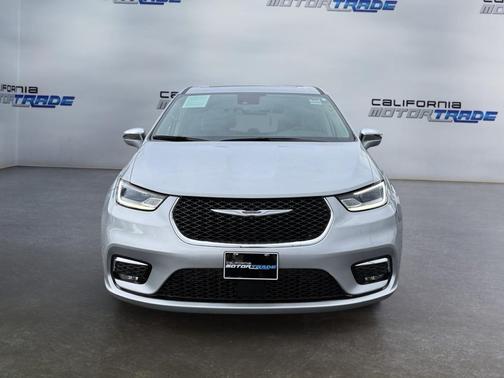 2022 Chrysler Pacifica Hybrid Limited