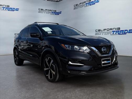 2022 Nissan Rogue Sport SL