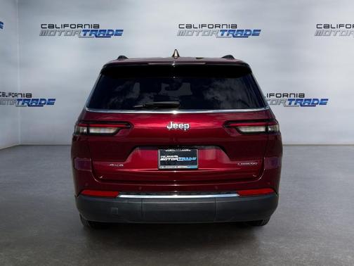 2023 Jeep Grand Cherokee L Laredo