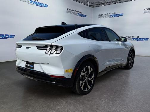 2022 Ford Mustang Mach-E Premium