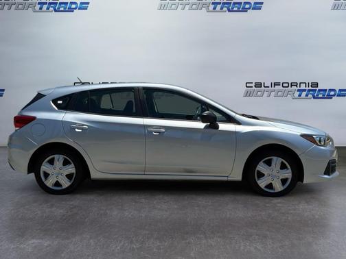 Ice Silver Metallic 2022 Subaru Impreza Base