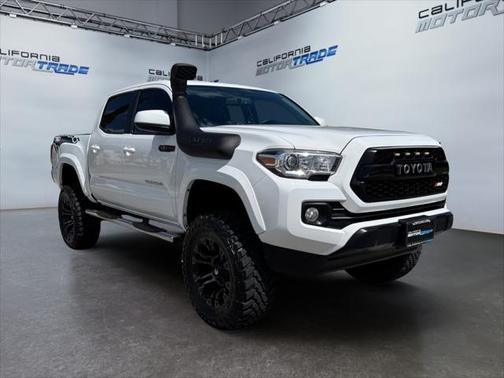 2016 Toyota Tacoma SR5