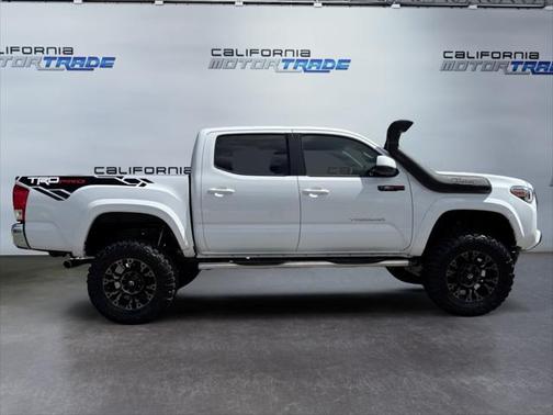 2016 Toyota Tacoma SR5