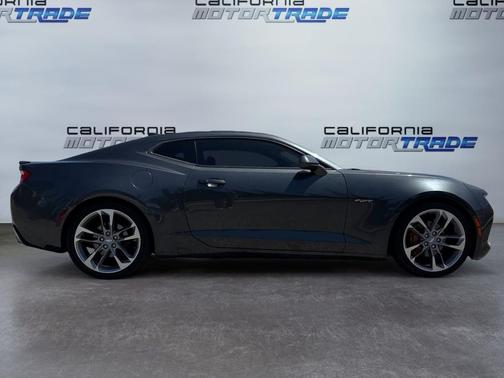 2017 Chevrolet Camaro 2LT