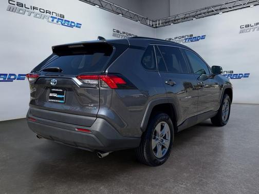 2023 Toyota RAV4 Hybrid LE