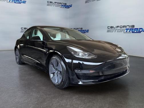 2023 Tesla Model 3 Standard Range