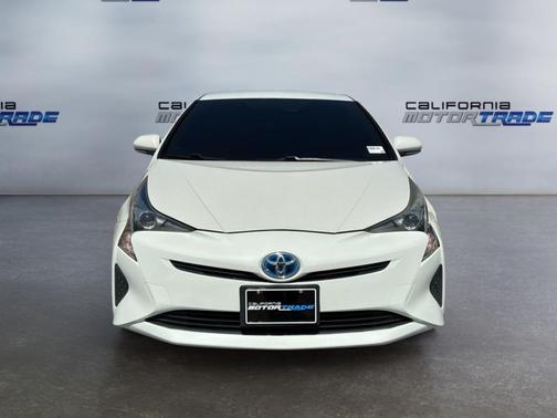 Blizzard Pearl 2016 Toyota Prius Two