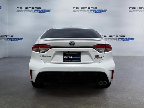 2024 Toyota Corolla Hybrid SE