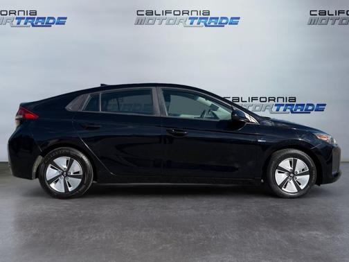 2019 Hyundai IONIQ Hybrid Blue