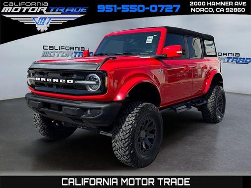 2023 Ford Bronco Base