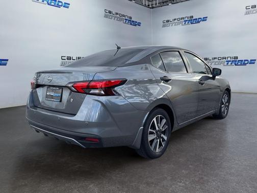 2023 Nissan Versa 1.6 S