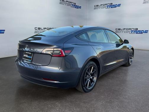 2023 Tesla Model 3 Standard Range