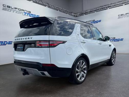 2020 Land Rover Discovery Landmark Edition