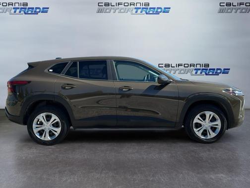 Harvest Bronze Metallic 2024 Chevrolet Trax LS