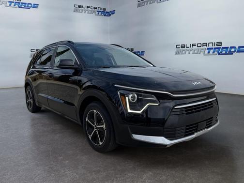 Aurora Black Pearl 2023 Kia Niro EX