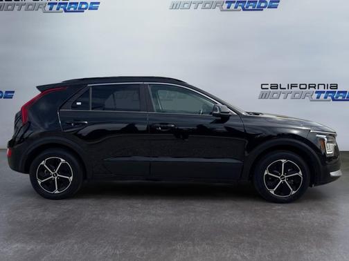 Aurora Black Pearl 2023 Kia Niro EX