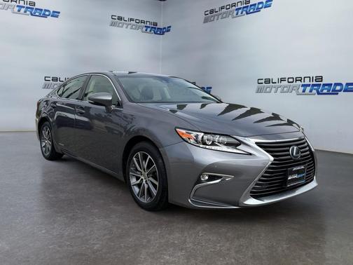 2016 Lexus ES 300h Base
