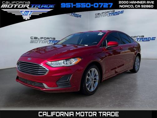 2020 Ford Fusion SE