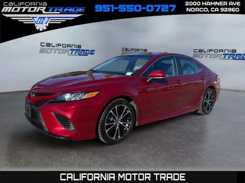 2018 Toyota Camry SE