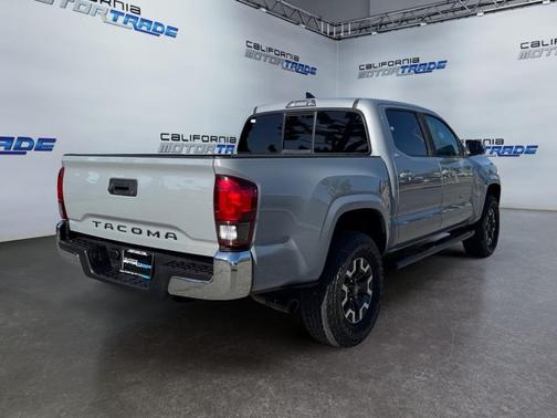 Cement 2021 Toyota Tacoma SR5