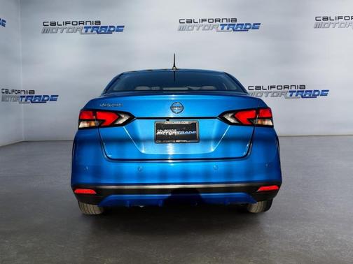 2021 Nissan Versa 1.6 S