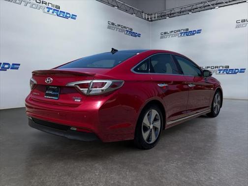 2016 Hyundai SONATA Hybrid Limited