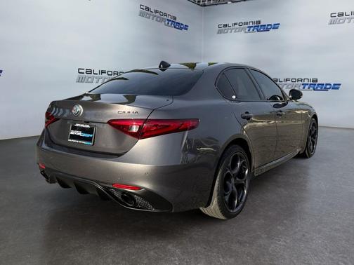 2019 Alfa Romeo Giulia Ti Sport