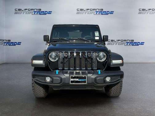 Black Clearcoat 2023 Jeep Wrangler 4xe Base