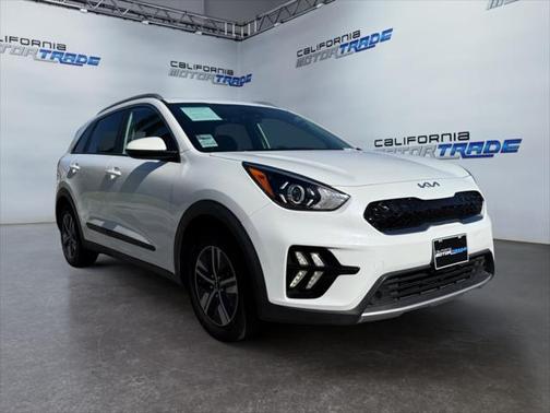 2022 Kia Niro LXS
