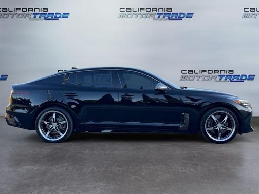 2022 Kia Stinger GT-Line