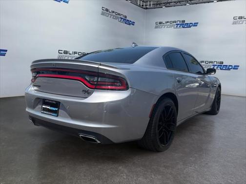 2017 Dodge Charger R/T