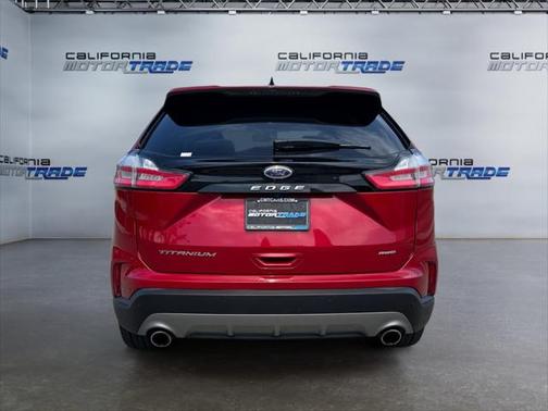 2021 Ford Edge Titanium