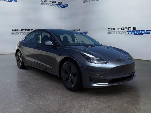 2022 Tesla Model 3 Standard Range