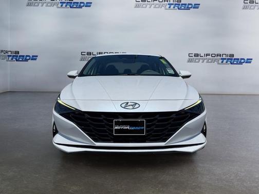 Quartz White 2021 Hyundai ELANTRA SEL