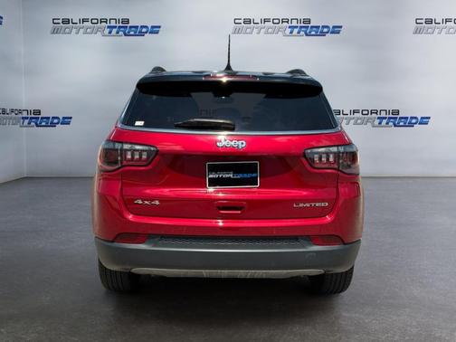 Red Hot Pearlcoat 2024 Jeep Compass Limited