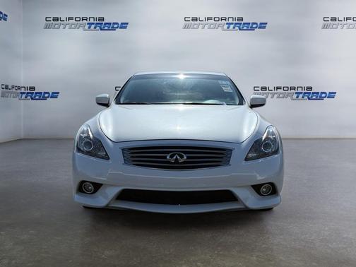 2015 INFINITI Q60 Journey