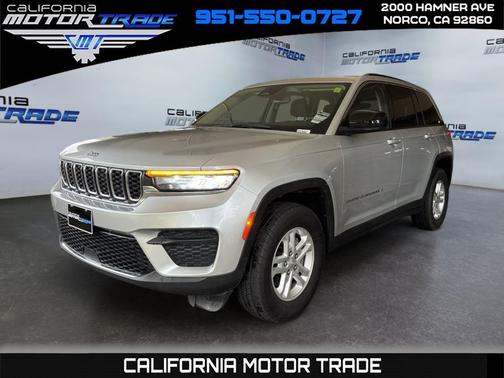 2023 Jeep Grand Cherokee Laredo