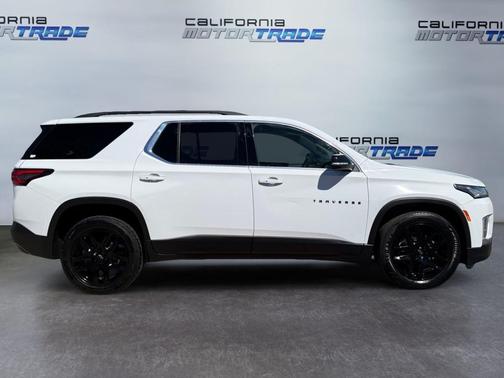 2022 Chevrolet Traverse LT Cloth
