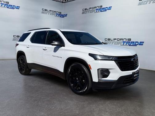 2022 Chevrolet Traverse LT Cloth