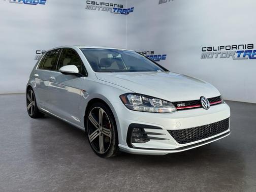 2018 Volkswagen Golf GTI 2.0T S 4-Door